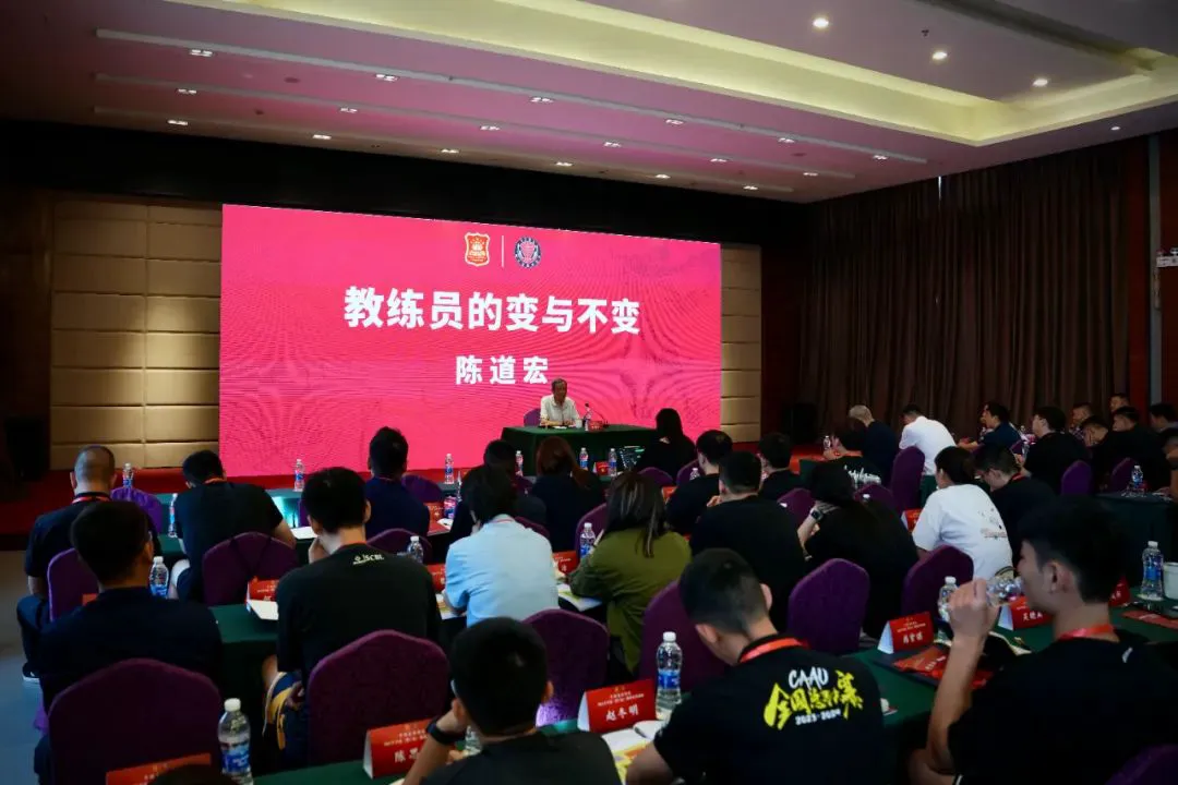 篮球青训营中的体能训练方案有哪些?_2